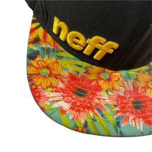 Neff Floral SnapBack Flat-Brimmed Baseball Cap Hat Flower Embroidered Wool Blend